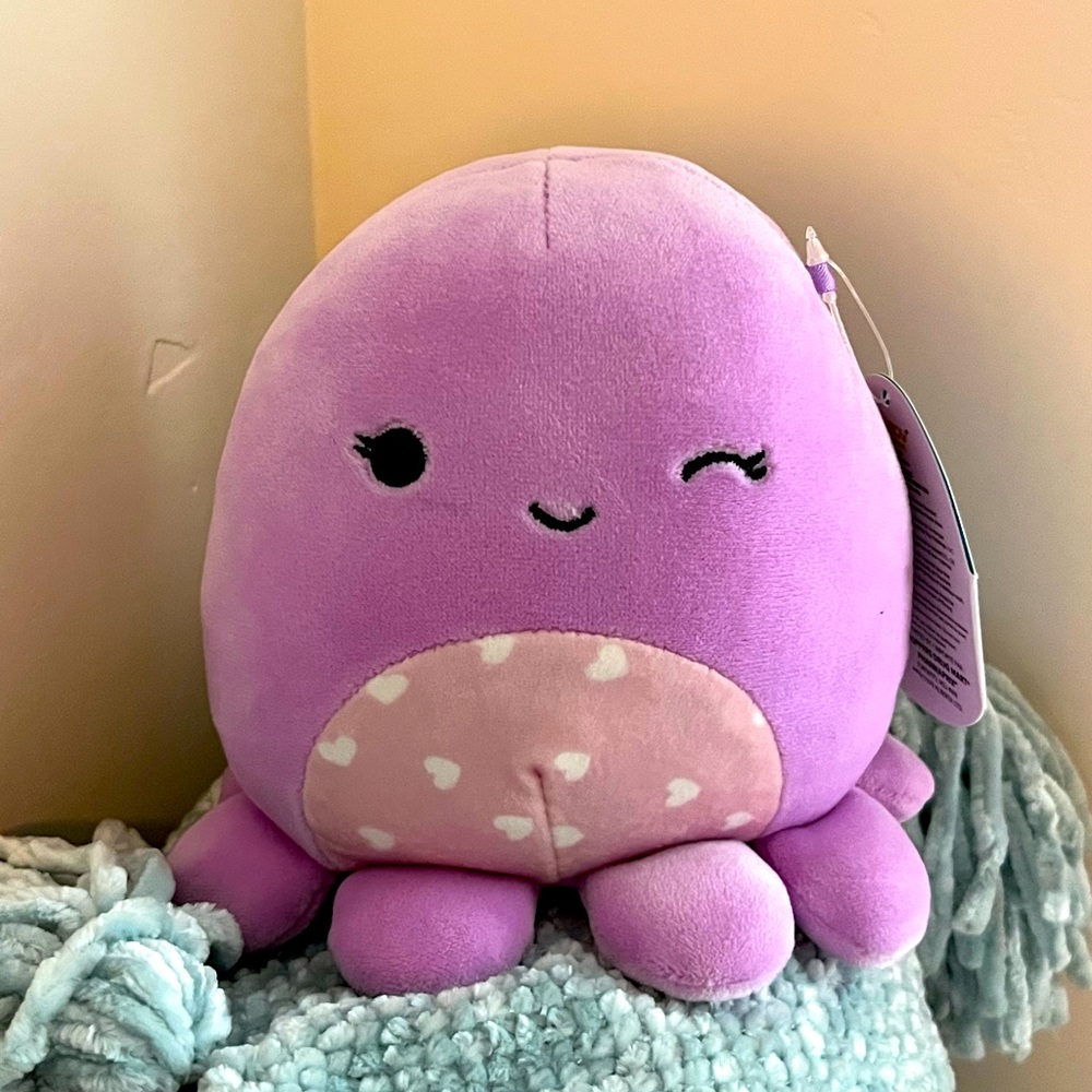🐙 Violet Purple Octopus Heart Belly CANADIAN 🇨🇦 Original Squishmallows 5” BNWT